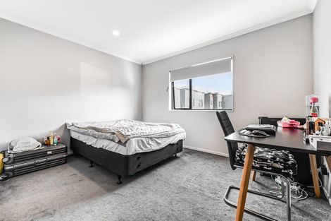 Photo of property in 90u2 Carrington Avenue, Silverdale, Hamilton, 3216
