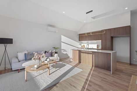 Photo of property in 1/117 Mays Road, St Albans, Christchurch, 8052