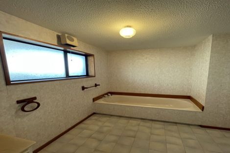 Photo of property in 148 Main North Road, Papanui, Christchurch, 8052