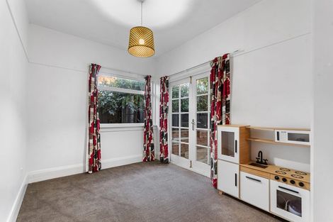 Photo of property in 6 Lionel Street, Avonside, Christchurch, 8061