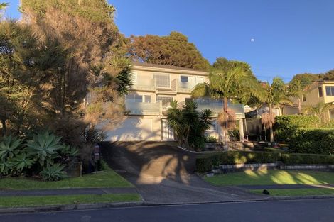 Photo of property in 8 Glenreagh Place, Torbay, Auckland, 0630