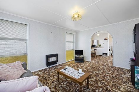 Photo of property in 42 Reid Avenue, Hawera, 4610