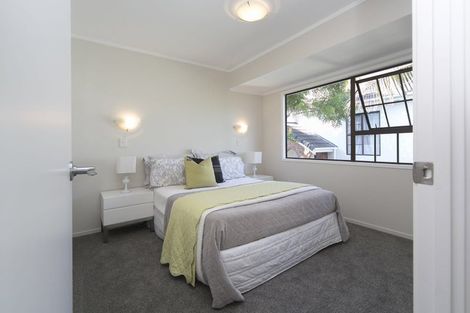 Photo of property in 13 Helga Crescent, Te Atatu Peninsula, Auckland, 0610