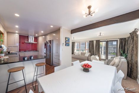 Photo of property in 15 Johnswood Grove, Clouston Park, Upper Hutt, 5018