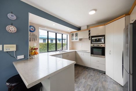 Photo of property in 1 Halcione Close, Flagstaff, Hamilton, 3210