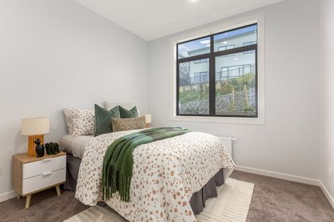 Photo of property in 5 Skysail Lane, Whitby, Porirua, 5024