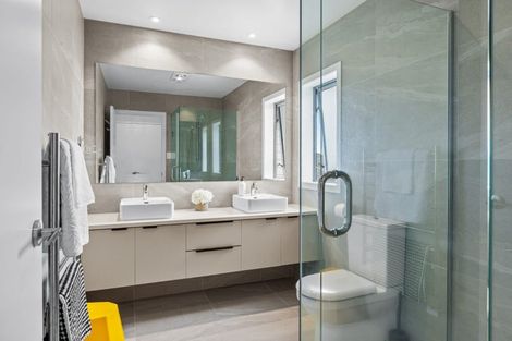 Photo of property in 60 Godfrey Drive, Orewa, 0931