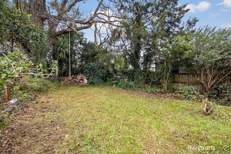 Photo of property in 2 Coburg Street, Henderson, Auckland, 0612