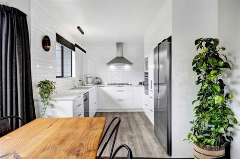 Photo of property in 29b Warkworth Grove, Bell Block, New Plymouth, 4312