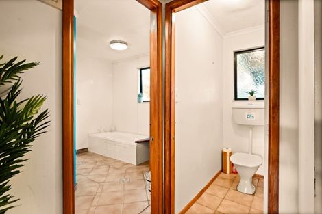 Photo of property in 103 Wharekauri Road, Mimi, Urenui, 4377