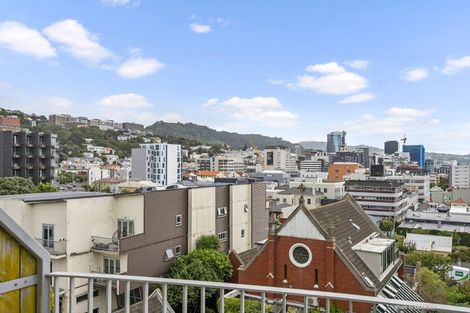 Photo of property in Qba Apartments, 4q/51 Webb Street, Mount Cook, Wellington, 6011