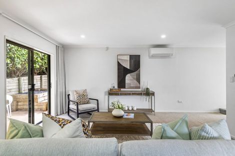 Photo of property in 44 Killybegs Drive, Pinehill, Auckland, 0632