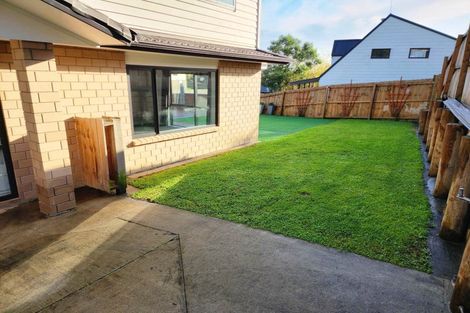 Photo of property in 37a Simpson Road, Ranui, Auckland, 0612