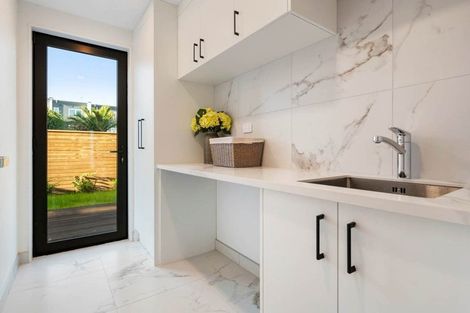 Photo of property in 25c Lomond Street, Takapuna, Auckland, 0622