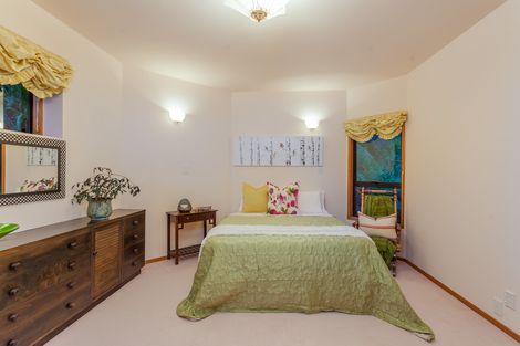 Photo of property in 170 Scenic Drive, Titirangi, Auckland, 0604