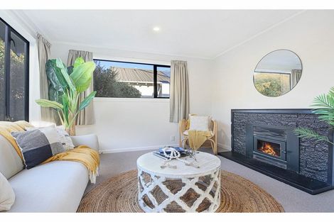 Photo of property in 6 Jennings Place, Rangiora, 7400