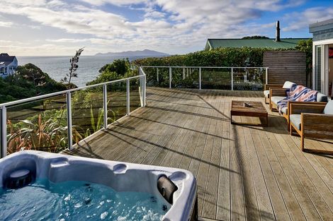 Photo of property in 6 Pa Road, Pukerua Bay, 5026