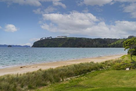 Photo of property in 101 Captain Cook Road, Cooks Beach, Whitianga, 3591