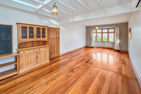 Photo of property in 12 Dee Street, Island Bay, Wellington, 6023