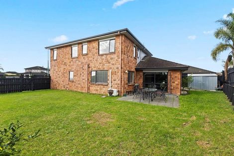 Photo of property in 21 Bellshill Close, Wattle Downs, Auckland, 2103
