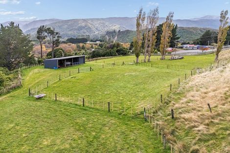 Photo of property in 1712 State Highway 2, Kaitoke, Upper Hutt, 5018