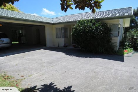 Photo of property in 8a Sandspit Road, Waiuku, 2123
