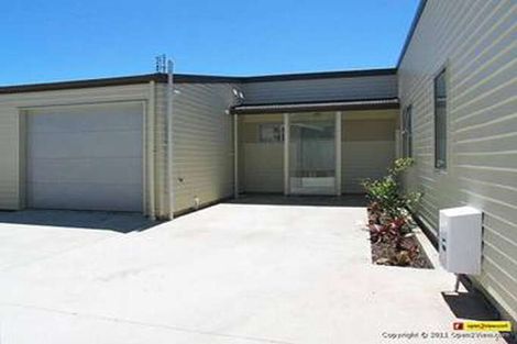 Photo of property in 43a/2 James Cook Drive, Whitby, Porirua, 5024