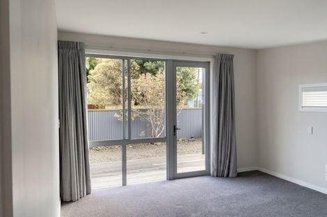 Photo of property in 6 Hohiria Street, Waikanae Beach, Waikanae, 5036