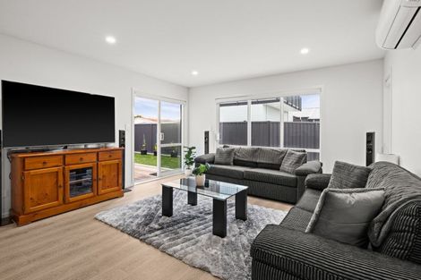 Photo of property in 43b Meeanee Road, Taradale, Napier, 4112