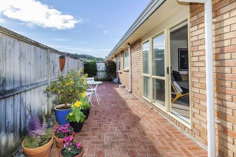 Photo of property in Miramar Villas, 16/3u Byron Street, Miramar, Wellington, 6022