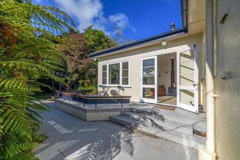 Photo of property in 27 Union Street, Hokowhitu, Palmerston North, 4410