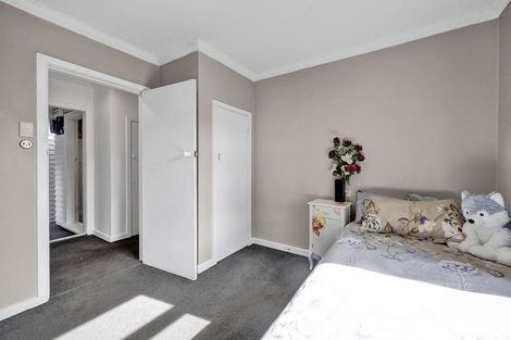 Photo of property in 6 Moana Crescent, Blagdon, New Plymouth, 4310