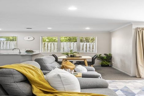 Photo of property in 55b Matipo Road, Te Atatu Peninsula, Auckland, 0610