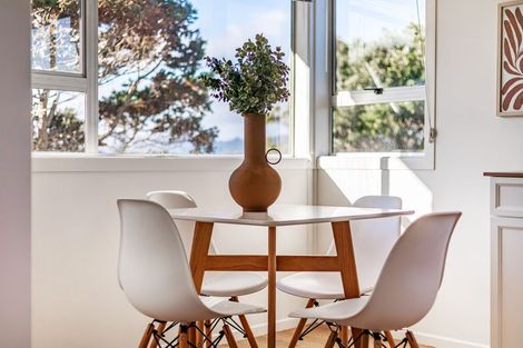 Photo of property in 32 Desert Gold Street, Ascot Park, Porirua, 5024