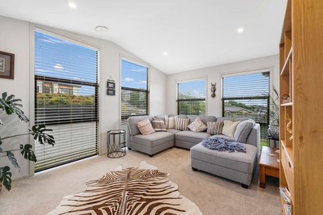 Photo of property in 45 Golf Vue Place, Castlecliff, Whanganui, 4501