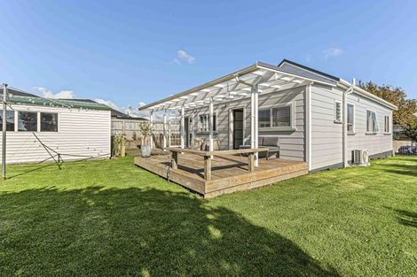 Photo of property in 19 Tuahu Place, Waitara, 4320