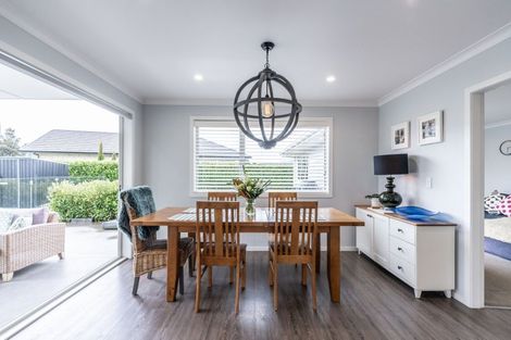 Photo of property in 32 Mike Smith Drive, Cambridge, 3434