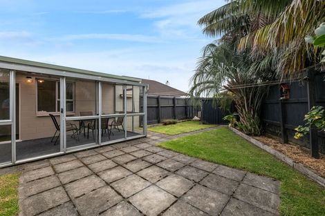 Photo of property in 27 Baring Terrace, Strandon, New Plymouth, 4312