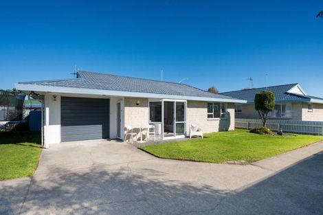 Photo of property in 2/432 Gloucester Street, Taradale, Napier, 4112