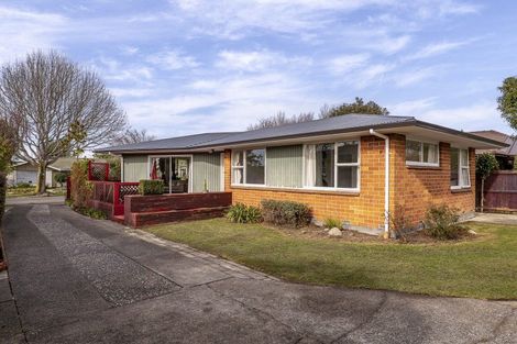 Photo of property in 103 Woodbury Street, Russley, Christchurch, 8042