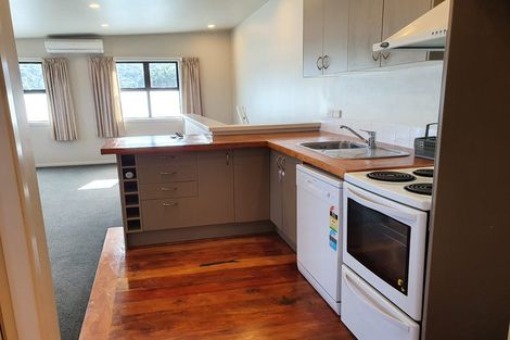 Photo of property in 46 Fitzherbert St Petone, Alicetown, Lower Hutt, 5010