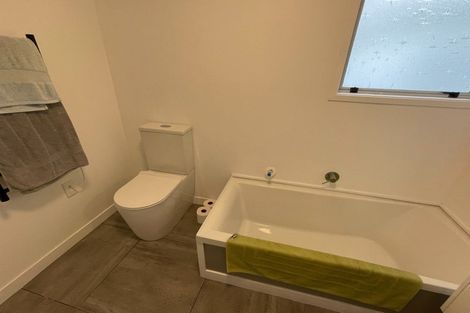 Photo of property in 13 Oaklands Grove, Clouston Park, Upper Hutt, 5018