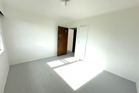 Photo of property in 305 Don Buck Road, Massey, Auckland, 0614