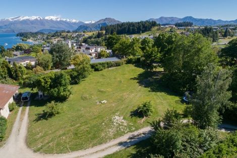 Photo of property in 23 Chalmers Street, Wanaka, 9305