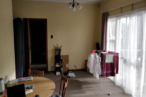 Photo of property in 3170 Great North Road, New Lynn, Auckland, 0600