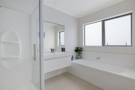 Photo of property in 40 Santa Cruz Drive, Papamoa Beach, Papamoa, 3118