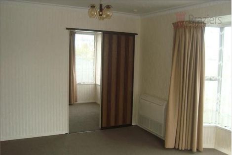 Photo of property in 154 Sawyers Arms Road, Northcote, Christchurch, 8052