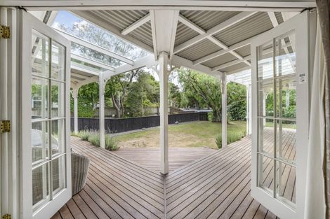 Photo of property in 28 Kuratawhiti Street, Greytown, 5712