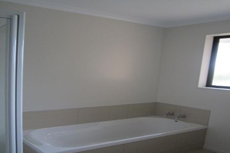 Photo of property in 9 The Palms, Rototuna, Hamilton, 3210