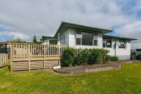 Photo of property in 52 Rosendale Avenue, Spotswood, New Plymouth, 4310